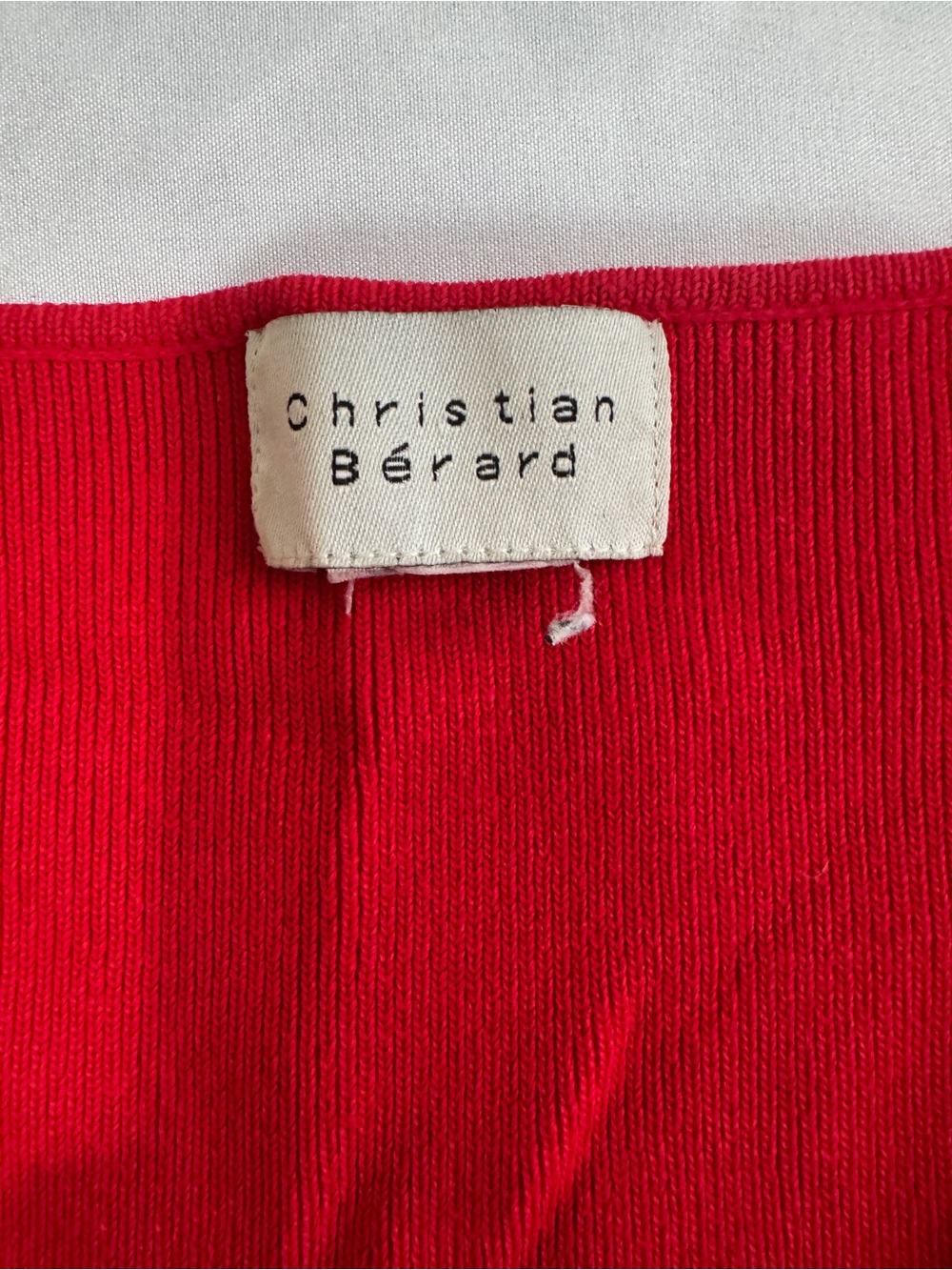 Women's Red V-Neck Short Sleeve Knit Top - Picture 3 of 12